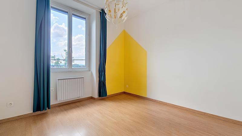 Appartement - 75 m² - 3 pièces
