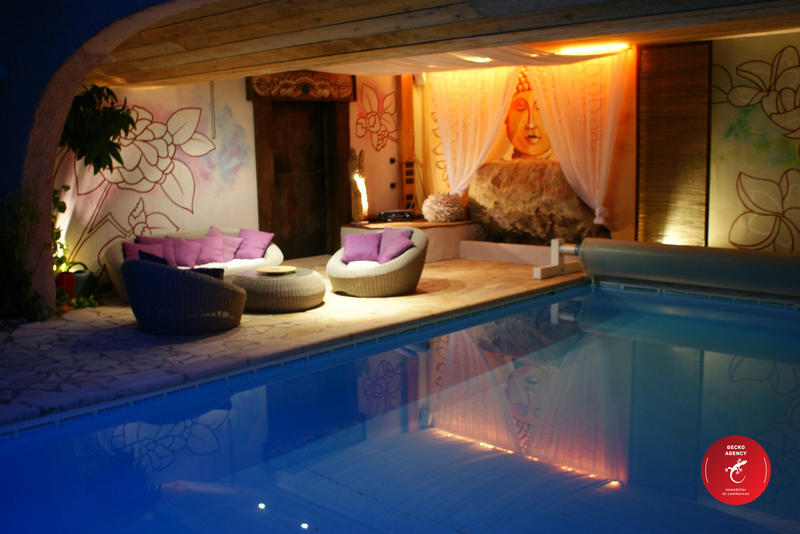 Maison - 217 m² - 10 pièces