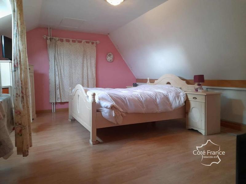 Corps de ferme - 260 m² - 12 pièces