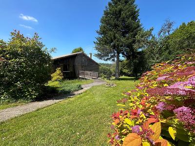 Hôtellerie / Restauration - 1 300 m² - 17 pièces