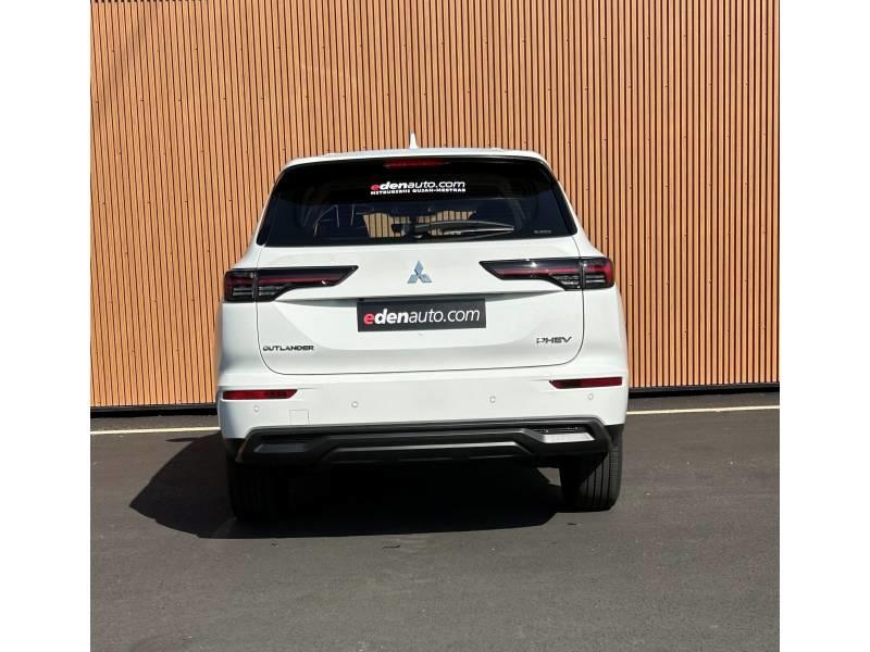 Mitsubishi Outlander 2.4 Mivec Phev 306 4wd Invite