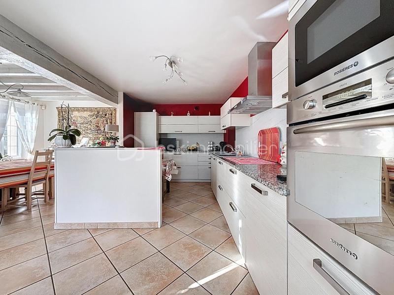 Propriété - 127 m² - 7 pièces