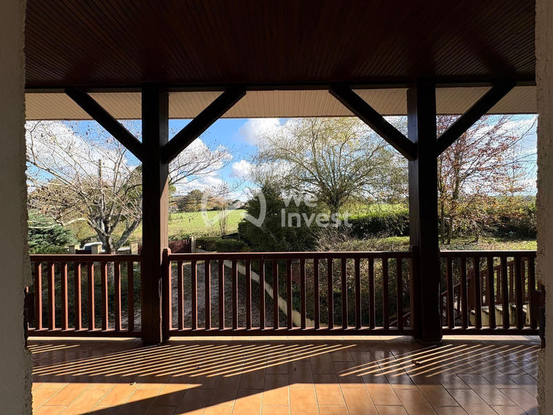 Villa - 230 m² - 7 pièces