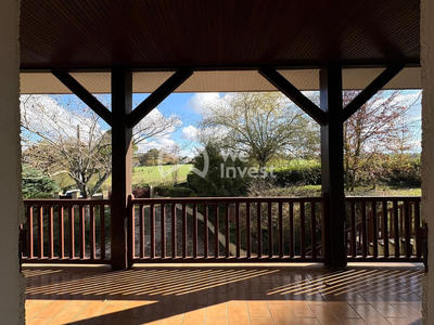 Villa - 230 m² - 7 pièces