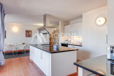 Appartement - 98 m² - 3 pièces