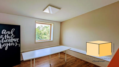 Local d'activités - 74 m²