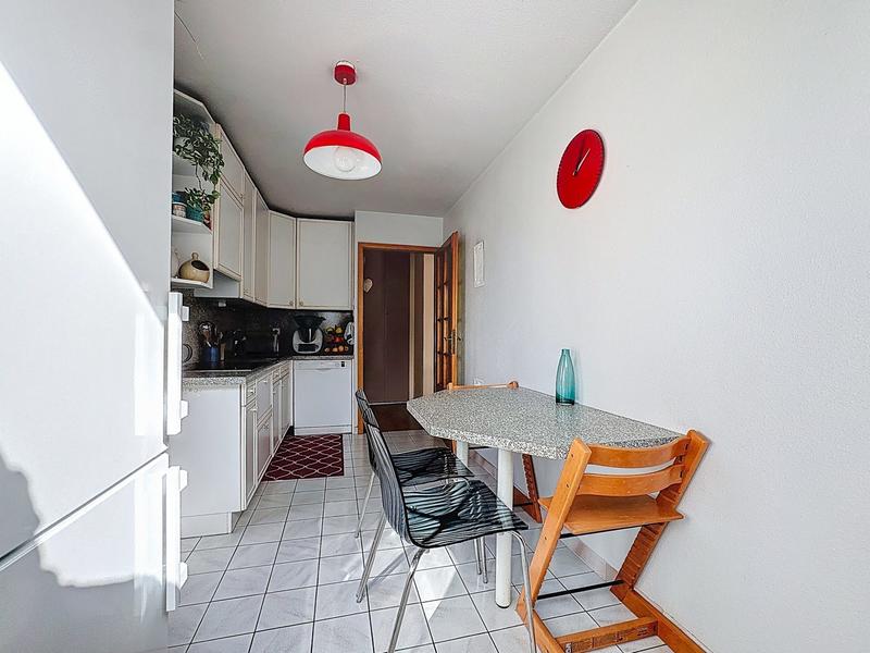 Appartement - 95 m² - 5 pièces