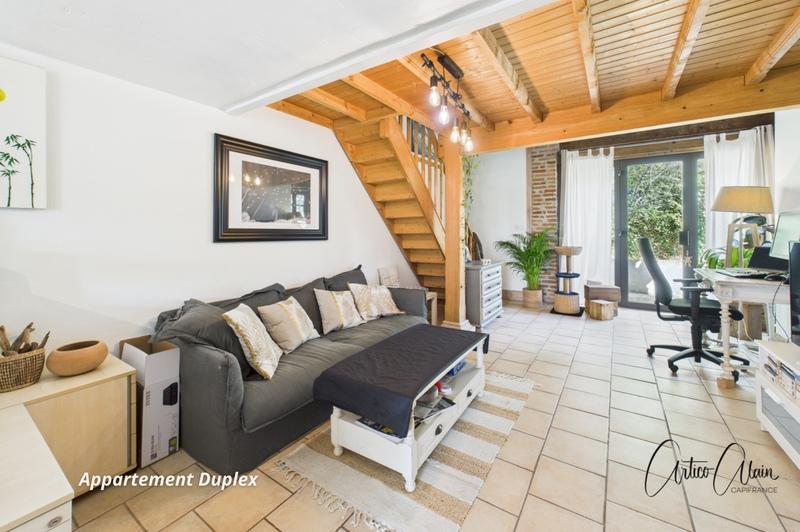 Propriété - 326 m² - 10 pièces