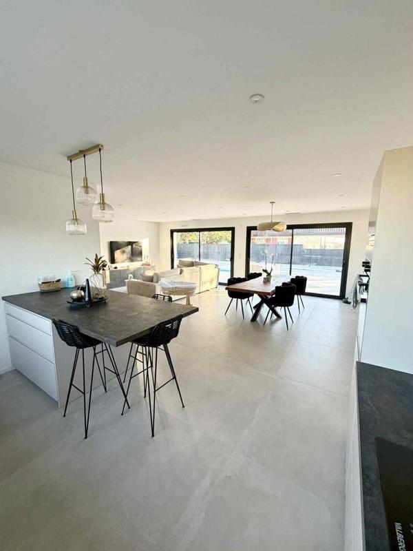 Maison - 119 m² - 5 pièces