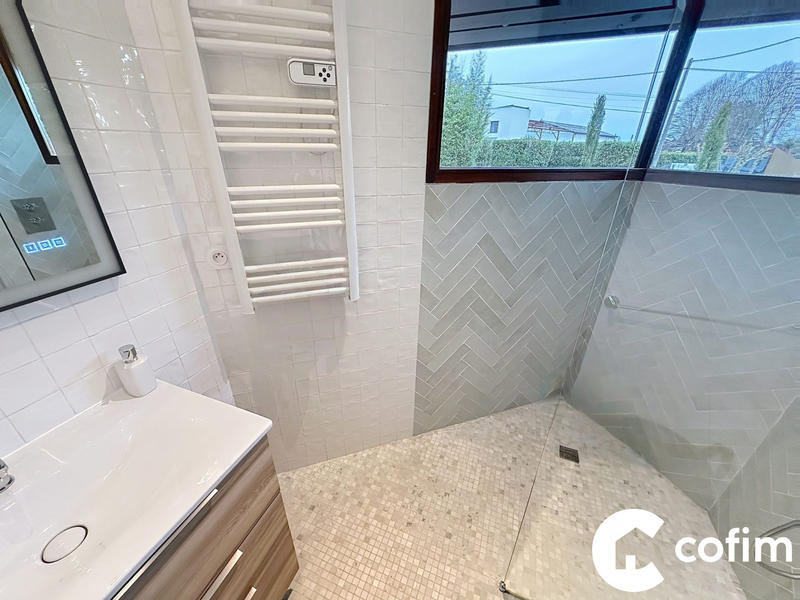 Maison - 135 m² - 6 pièces