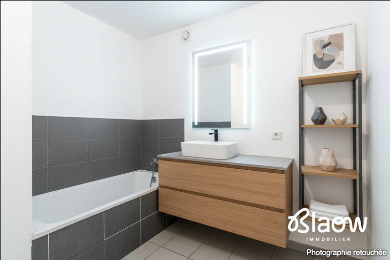 Appartement - 65 m² - 3 pièces