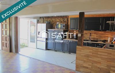 Maison - 163 m² - 8 pièces