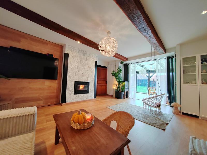 Maison - 155 m² - 8 pièces