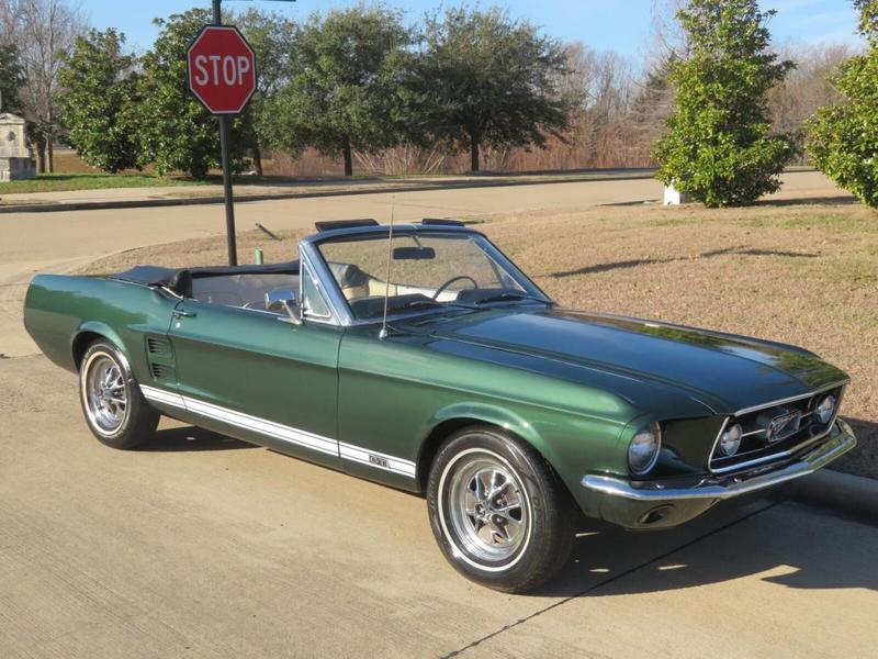 Ford Mustang cabriolet