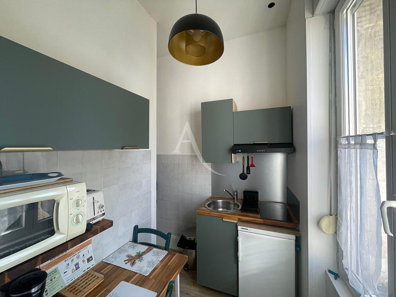 Immeuble - 8 pièces