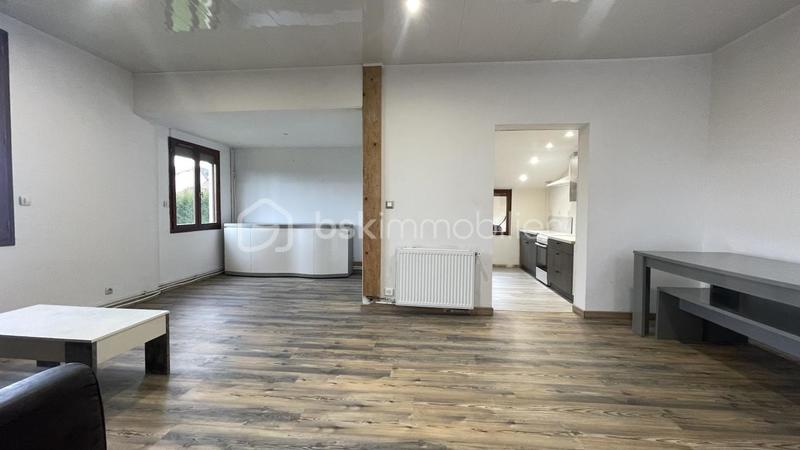 Maison traditionnelle - 70 m² - 3 pièces