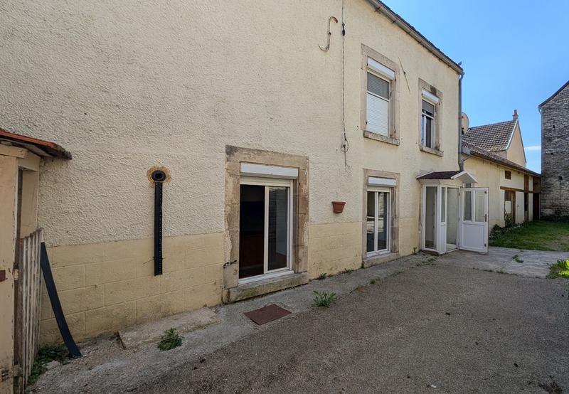 Maison - 112 m² - 4 pièces