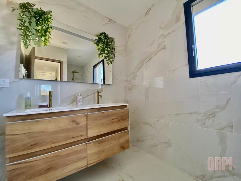 Villa - 150 m² - 5 pièces