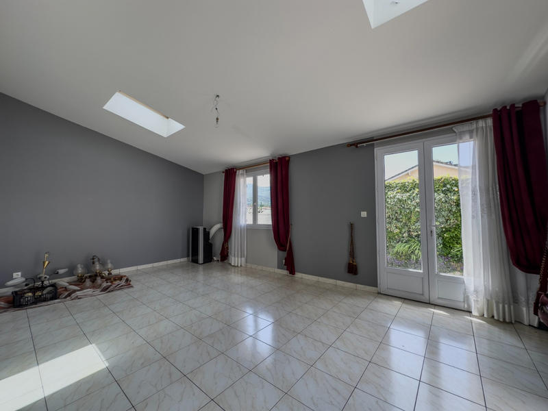 Maison - 81 m² - 4 pièces
