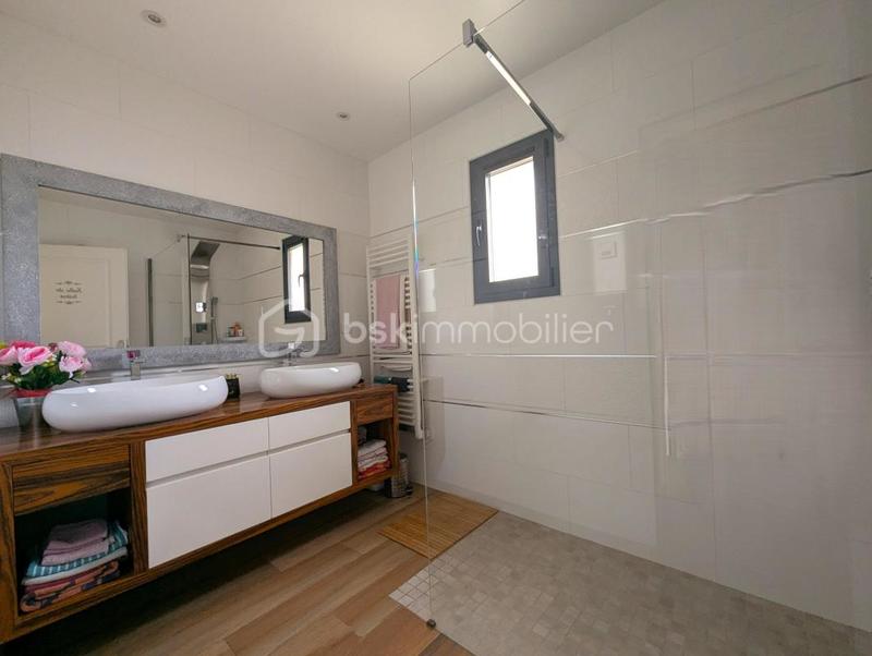 Maison - 135 m² - 5 pièces