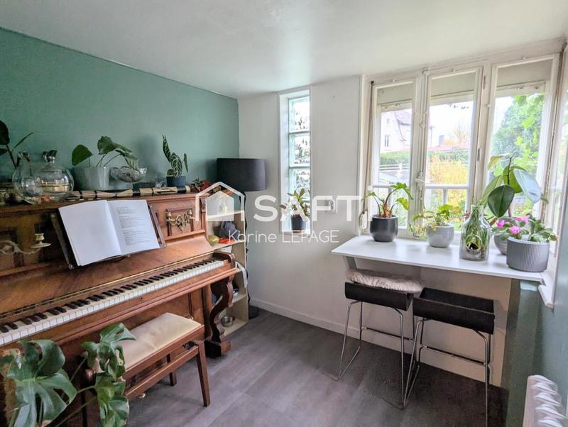 Maison - 82 m² - 6 pièces