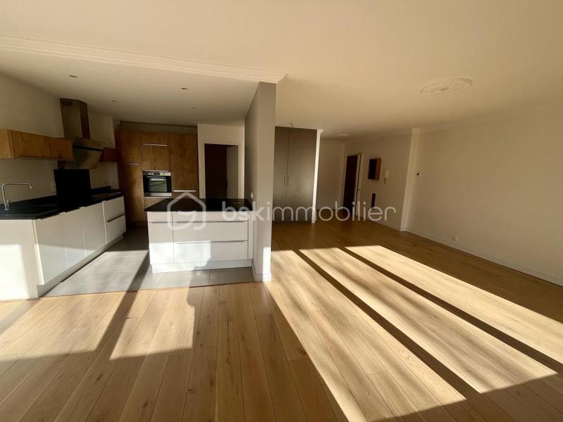 Appartement - 93 m² - 3 pièces