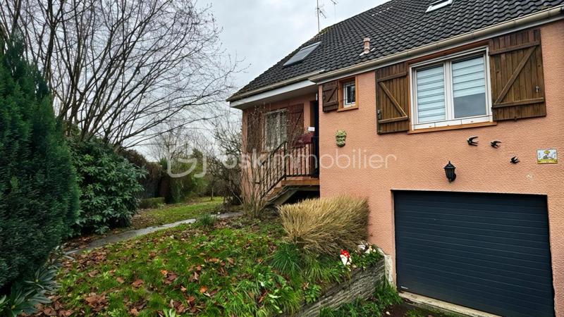 Maison traditionnelle - 106 m² - 5 pièces