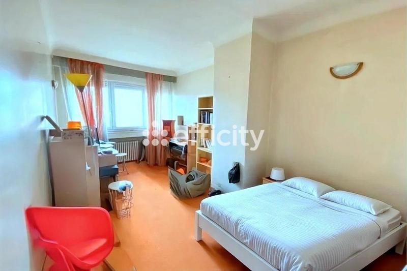 Immeuble - 300 m² - 10 pièces