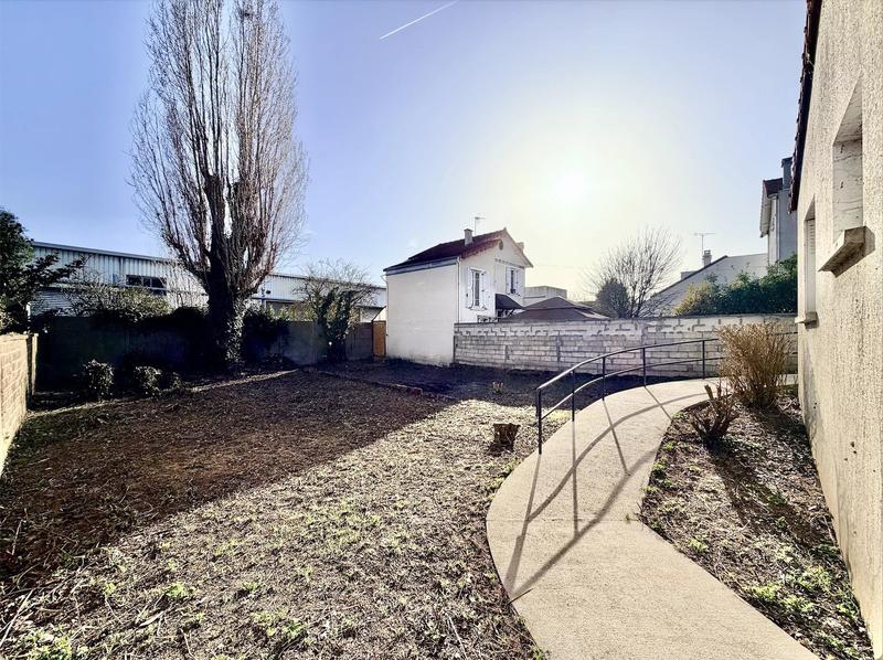 Maison - 77 m² - 4 pièces