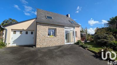 Maison - 105 m² - 6 pièces