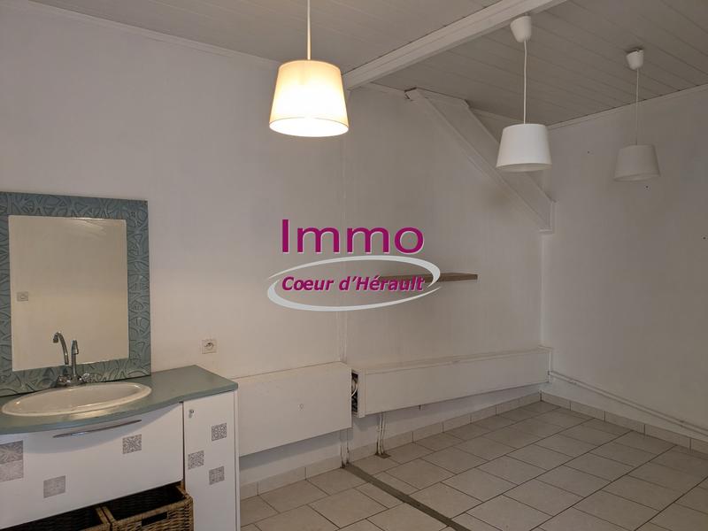 Local d'activités - 66 m²