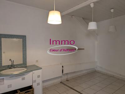 Local d'activités - 66 m²