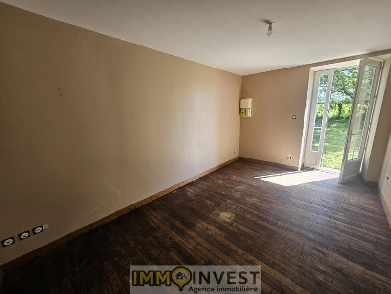 Propriété - 195 m² - 10 pièces