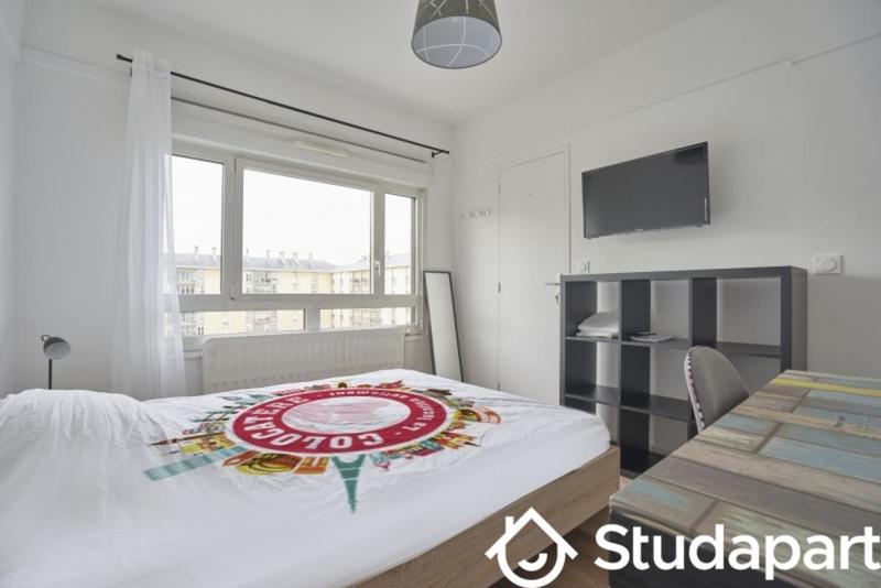 Chambre - 12 m² - 1 pièce