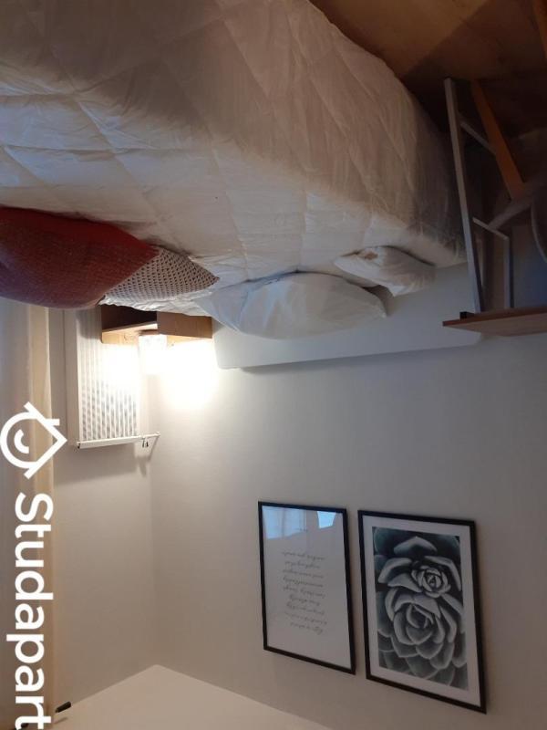 Chambre - 11 m² - 1 pièce