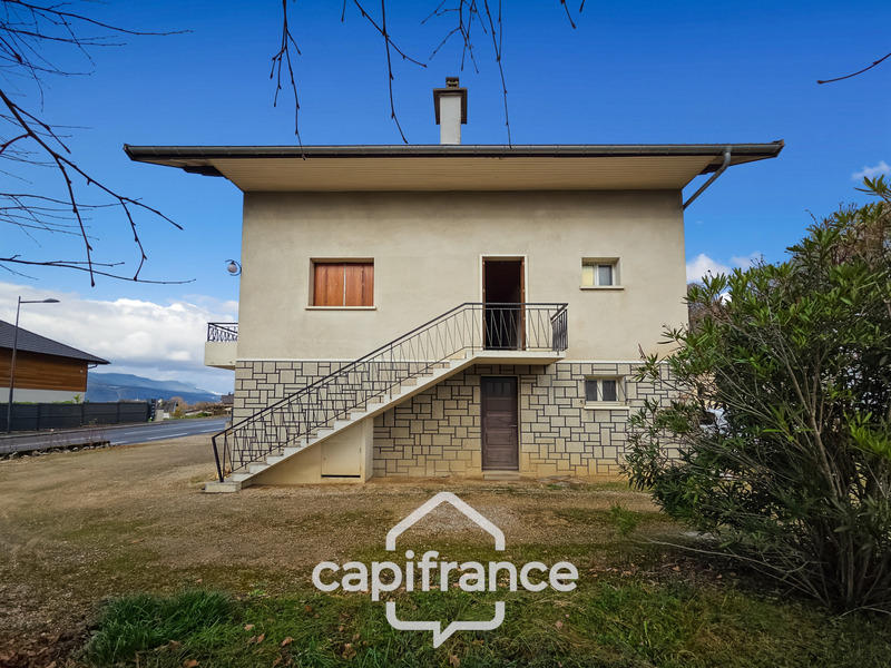 Maison - 142 m² - 6 pièces