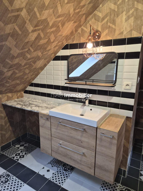 Maison - 76 m² - 4 pièces