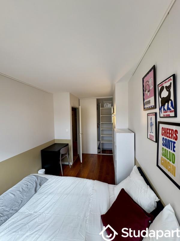 Chambre - 10 m² - 1 pièce