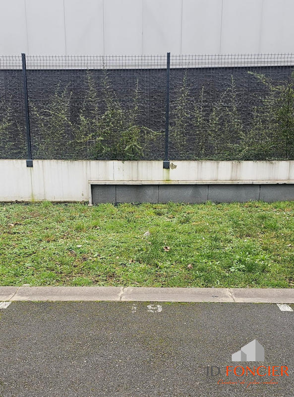 Parking / Garage - 13 m²