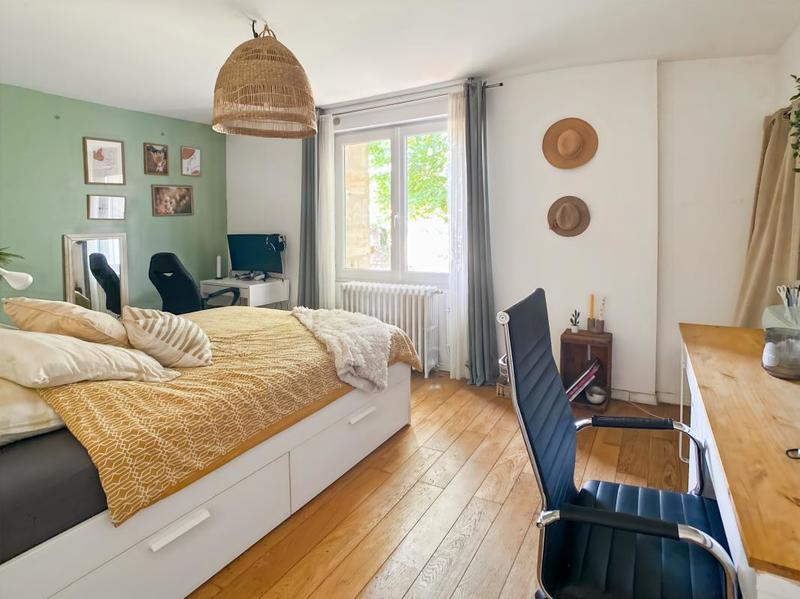 Maison - 160 m² - 5 pièces