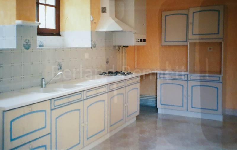 Maison - 280 m² - 10 pièces