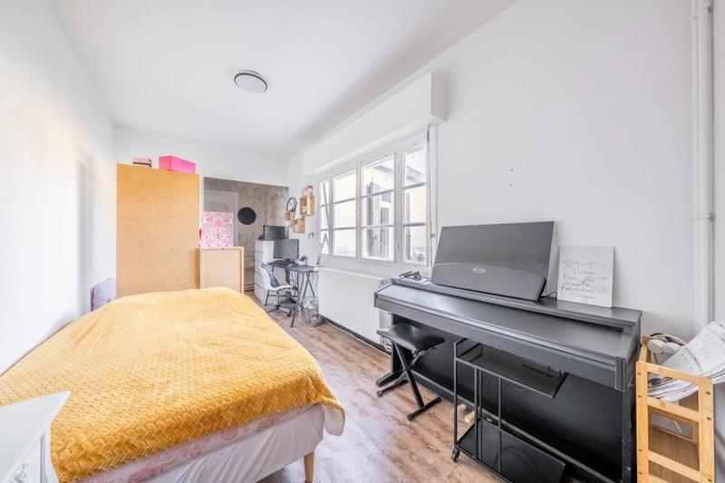 Maison - 80 m² - 6 pièces