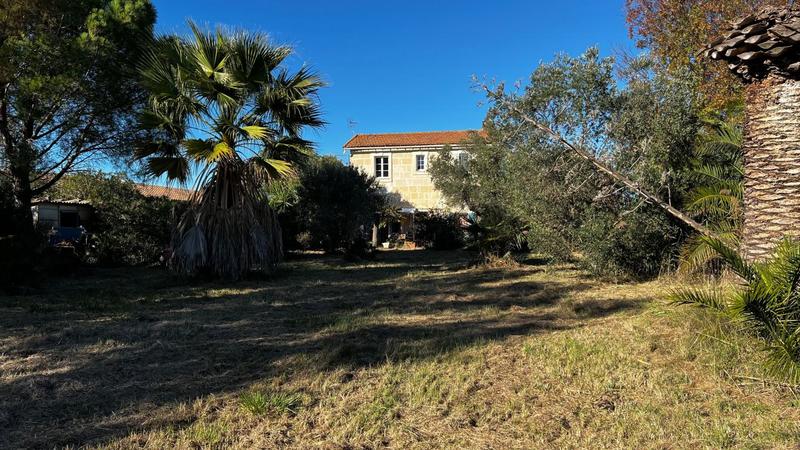 Mas - 275 m² - 9 pièces