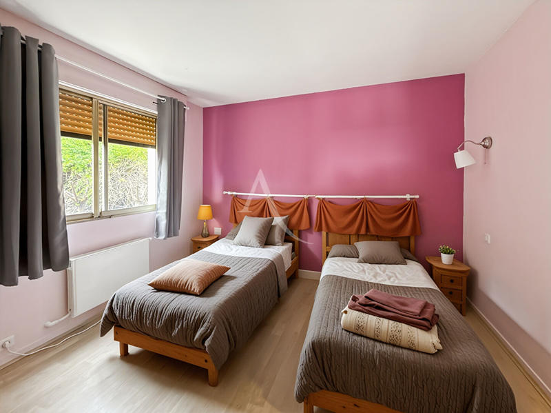 Appartement - 93 m² - 4 pièces