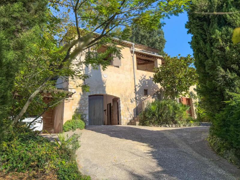 Maison d'architecte - 128 m² - 4 pièces