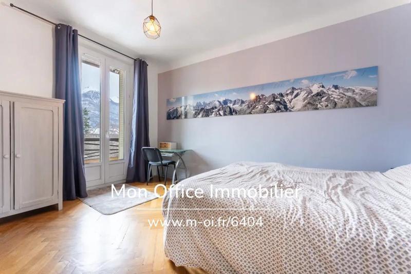 Appartement - 138 m² - 5 pièces