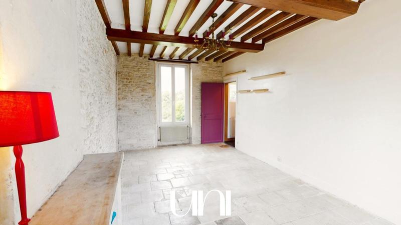 Maison - 225 m² - 7 pièces