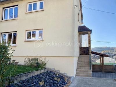 Maison - 105 m² - 5 pièces