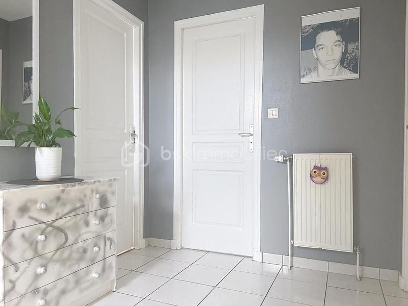 Maison traditionnelle - 153 m² - 7 pièces