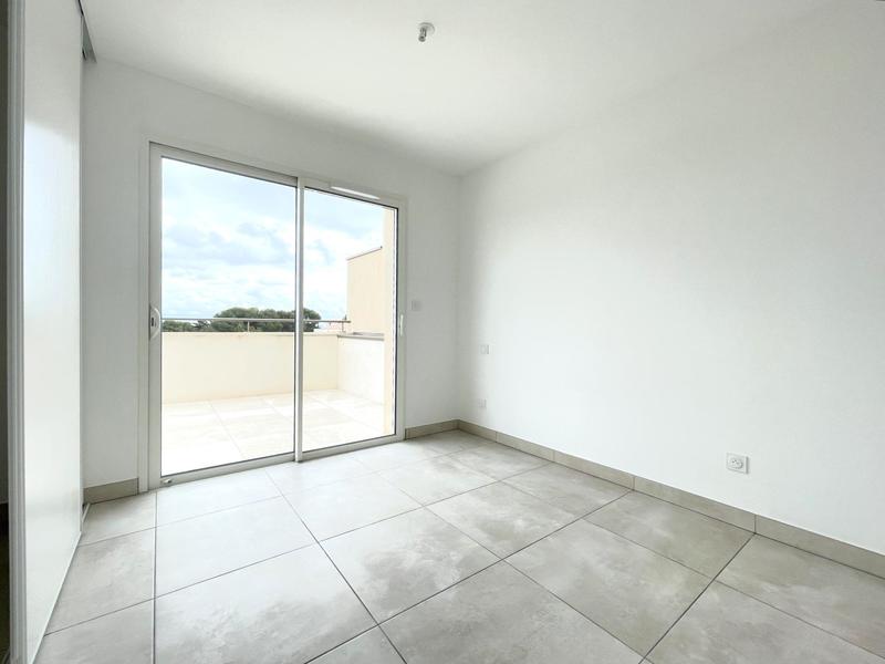 Appartement - 100 m² - 4 pièces